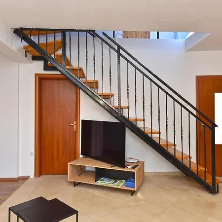 Fuer 12 Personen Ca 100 Qm In Pula-fondole, Istrien Istrische Riviera Apartment Stinjan