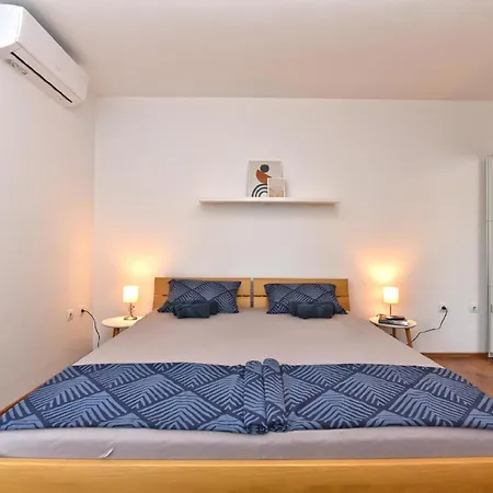 Fuer 12 Personen Ca 100 Qm In Pula-fondole, Istrien Istrische Riviera Apartment