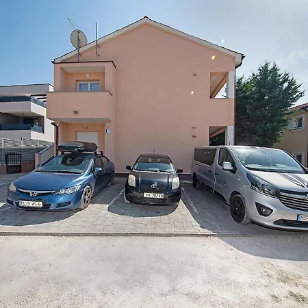 Fuer 12 Personen Ca 100 Qm In Pula-fondole, Istrien Istrische Riviera