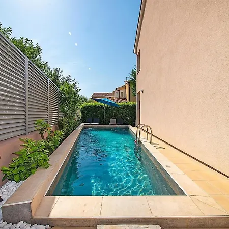 Fuer 12 Personen Ca 100 Qm In Pula-fondole, Istrien Istrische Riviera Apartment Stinjan